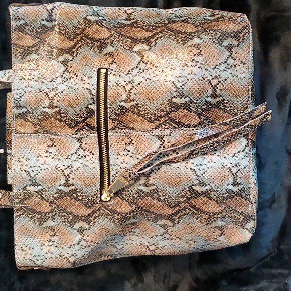 AIMEE KESTENBERG BLUE, BLK SNAKESKIN EMBOSSED LEATHER TOTE EUC - Picture 2 of 10